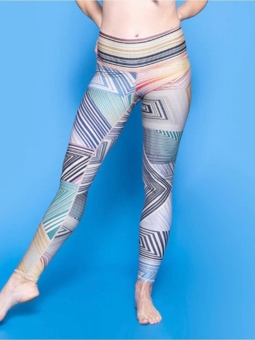New Niyama Sol Inception Barefoot Leggings NWT, Geometric Multicolor, XL
